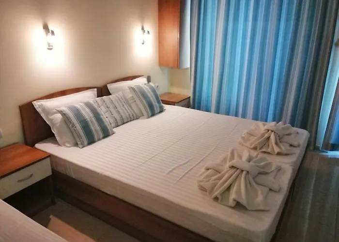 ゲストハウス Yana 3*